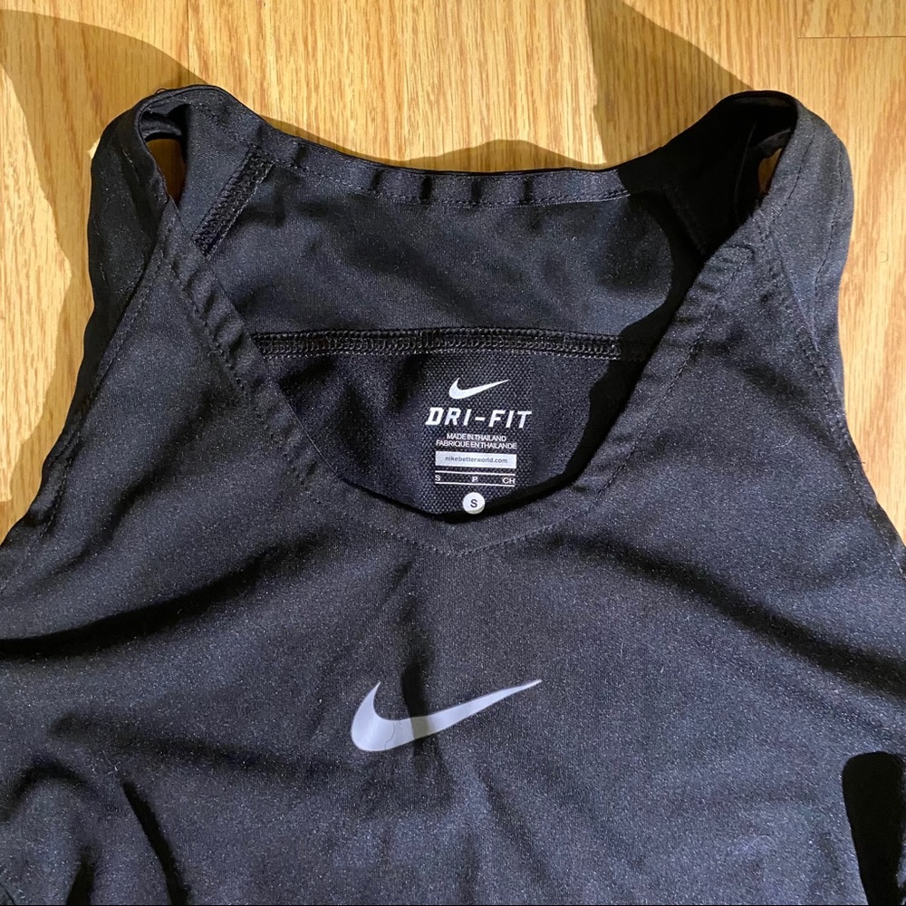 nike tank top